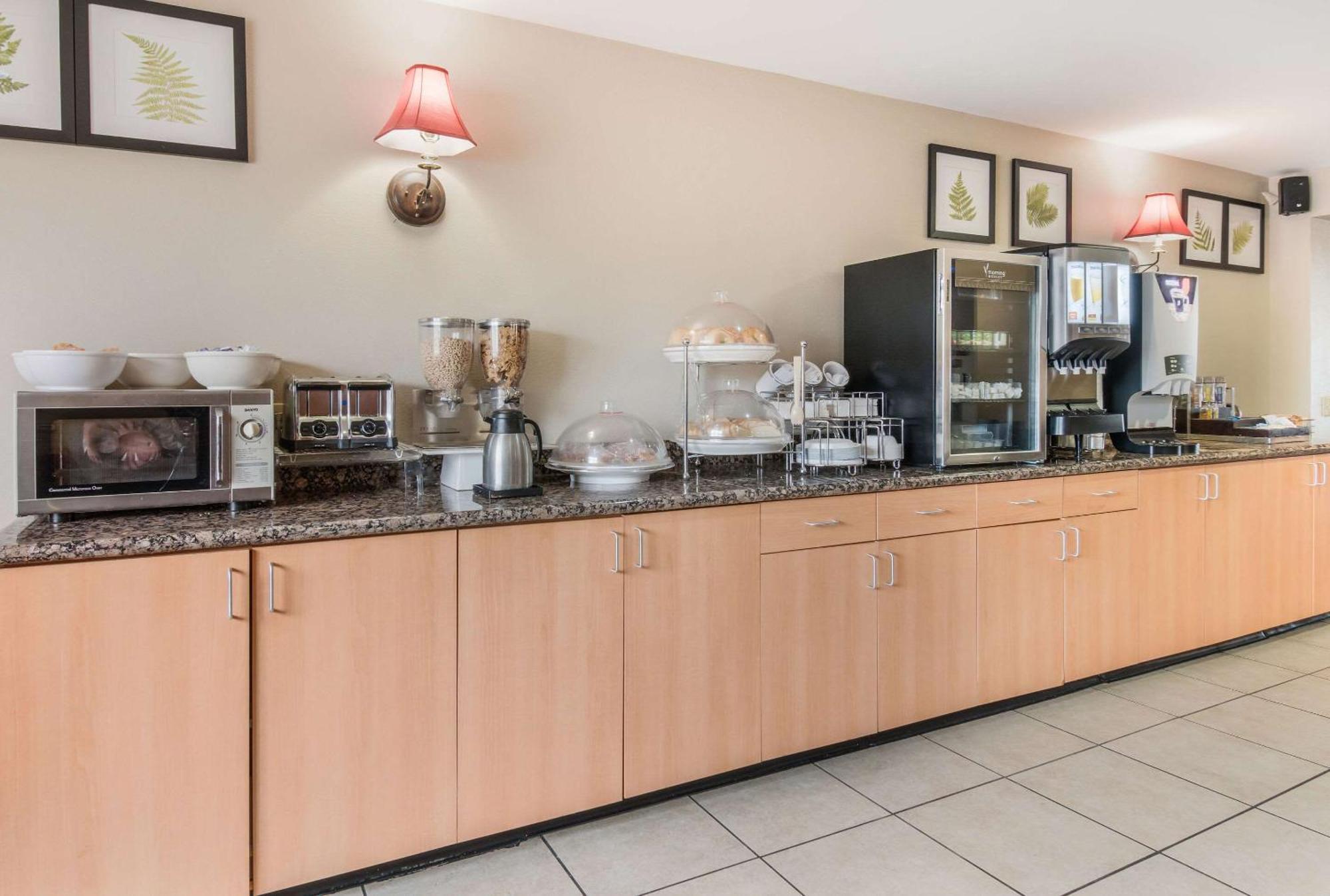 Sleep Inn & Suites Ronks Εξωτερικό φωτογραφία